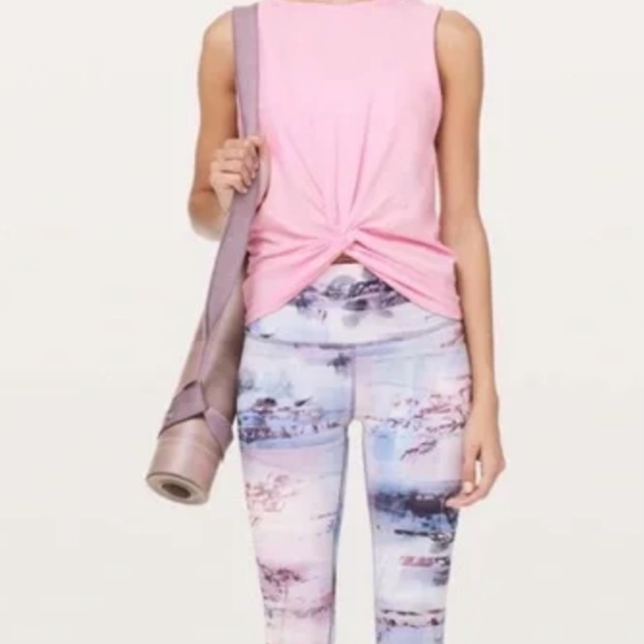 Lululemon Crescent Twist Front Knot Athletic Tank Top Miami Pink Light Size 6 - Picture 3 of 6